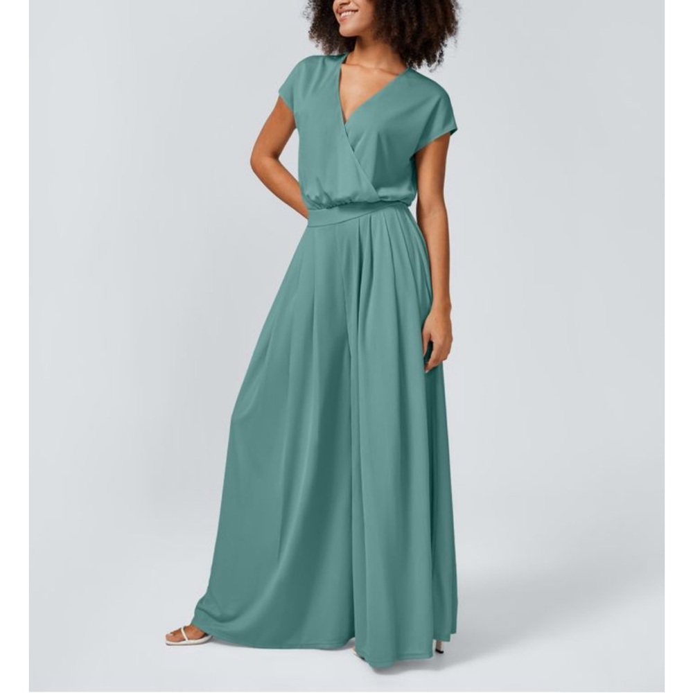 NWT Halara jumpsuit - Picture 3 of 10